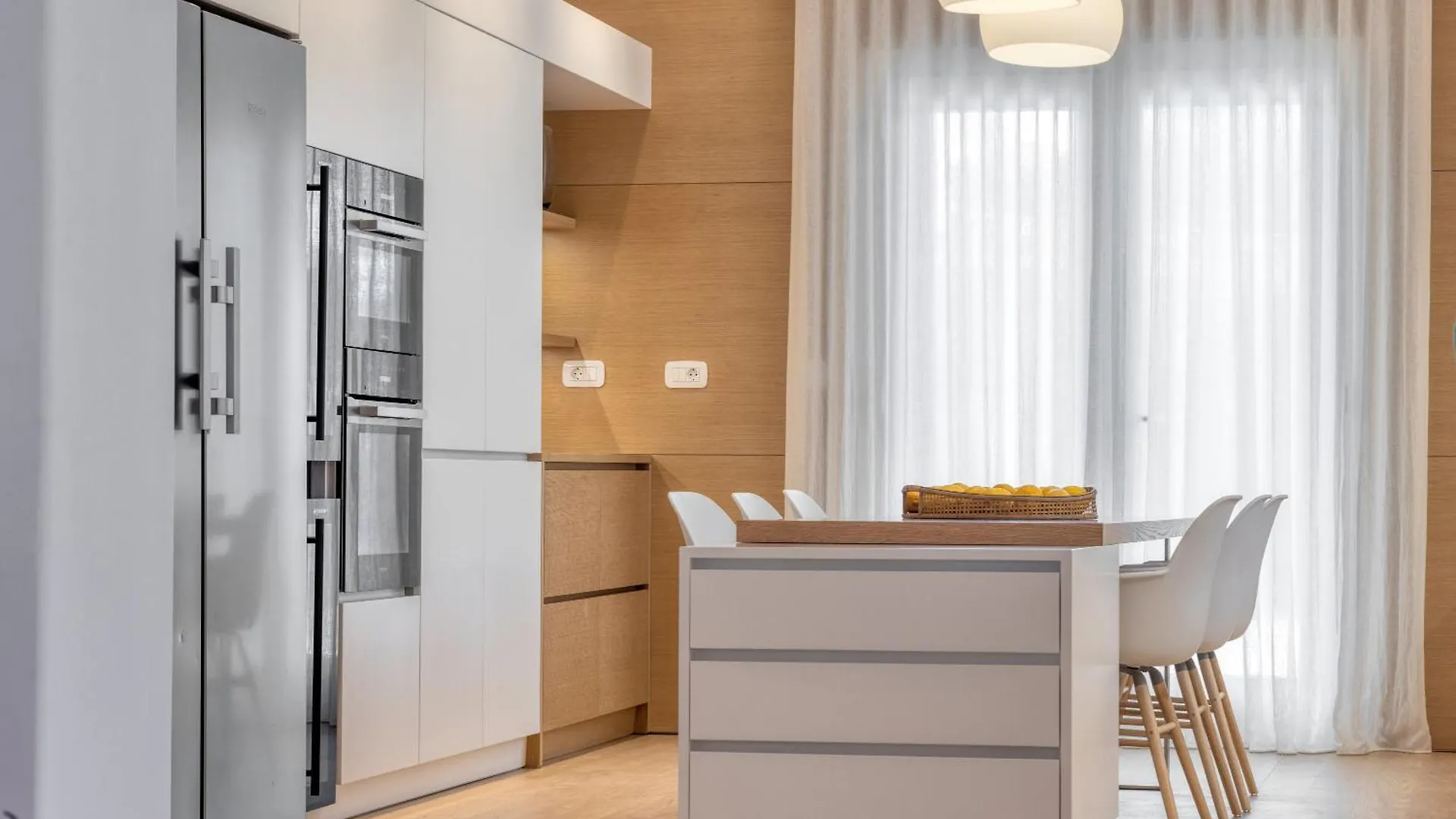 Villa Hadi, Ideal For Large Groups And Families 칼로 리바디